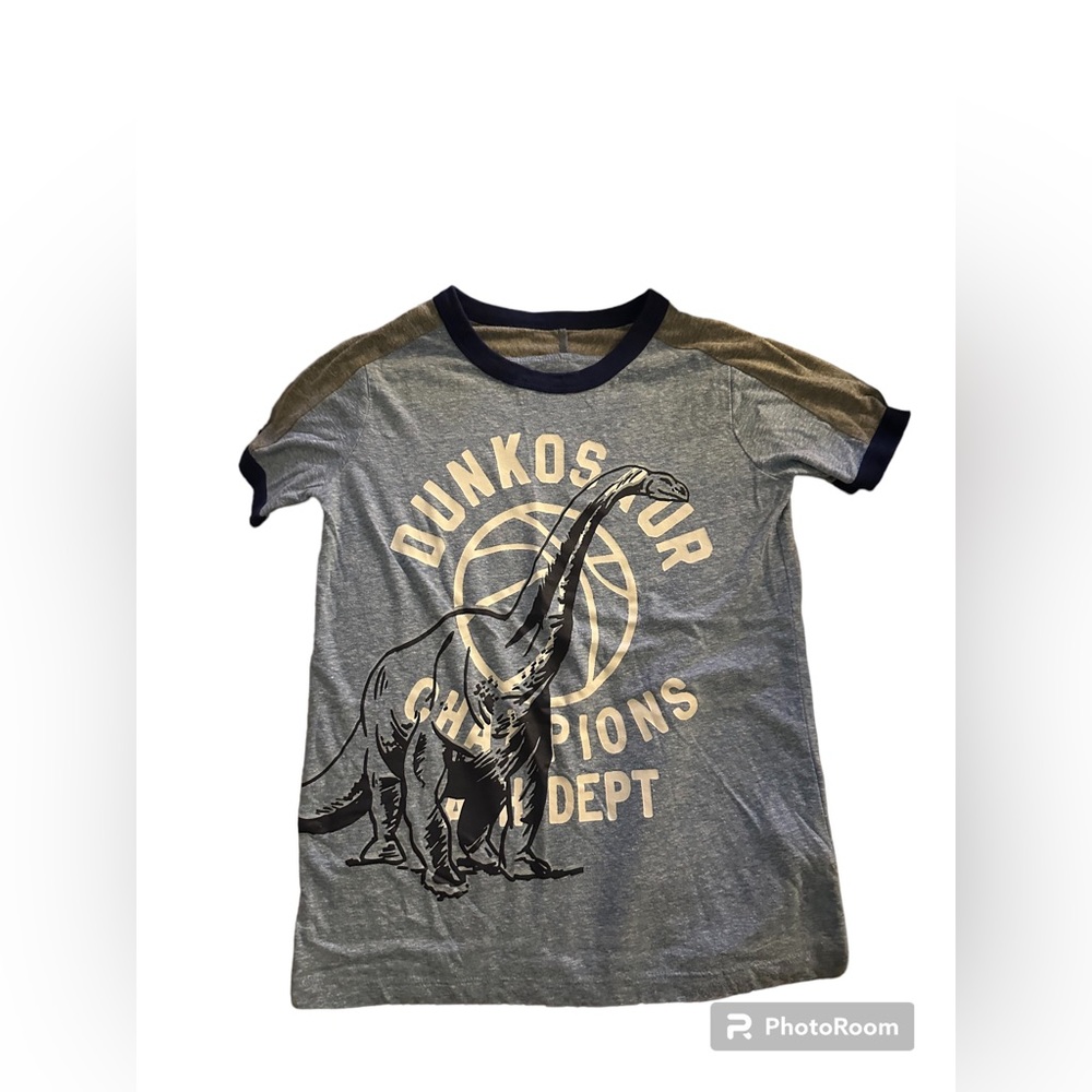 OshKosh Boy’s Dino/Basketball short sleeve tee| Size: 7